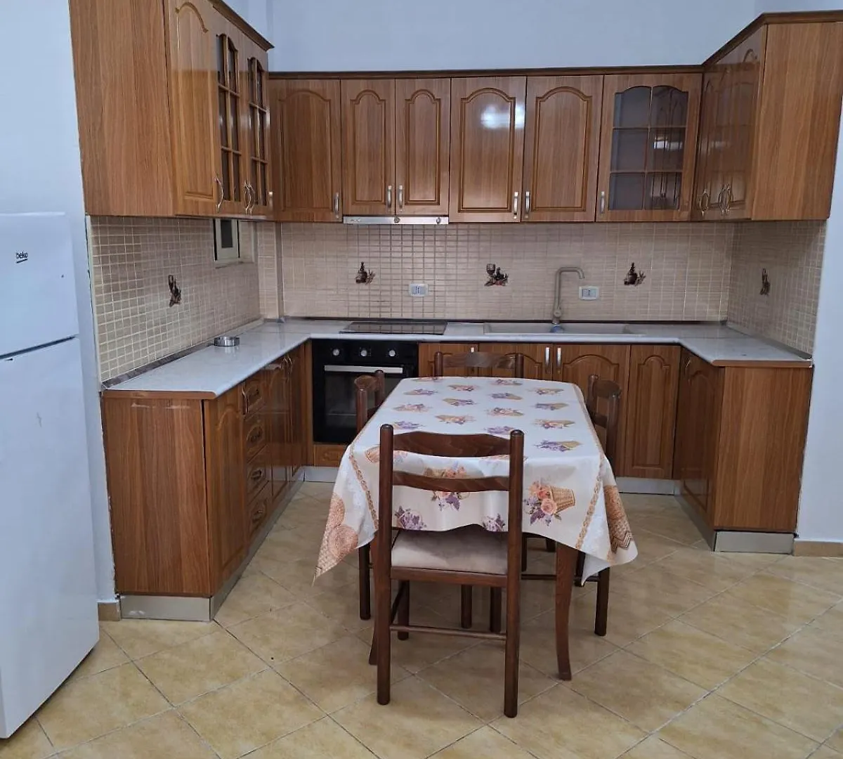 Samuel Apartments 3 Wlora Albania